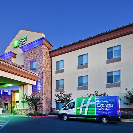 Holiday Inn Express & Suites Clovis Fresno Area By Ihg Zewnętrze zdjęcie