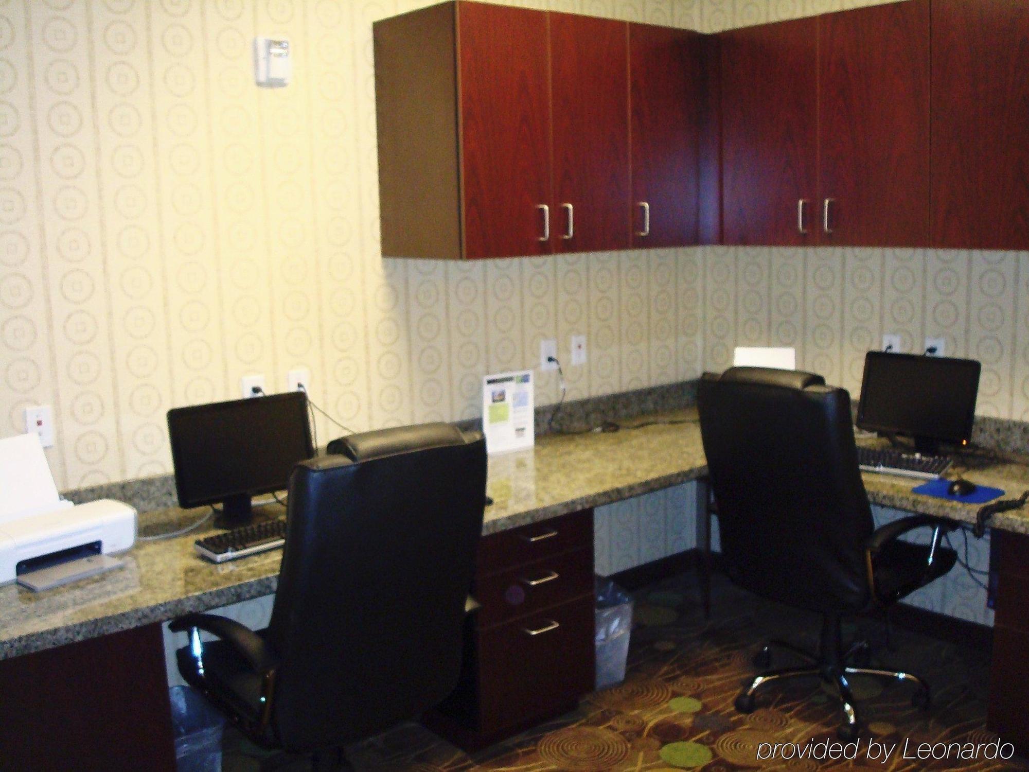 Holiday Inn Express & Suites Clovis Fresno Area By Ihg Udogodnienia zdjęcie