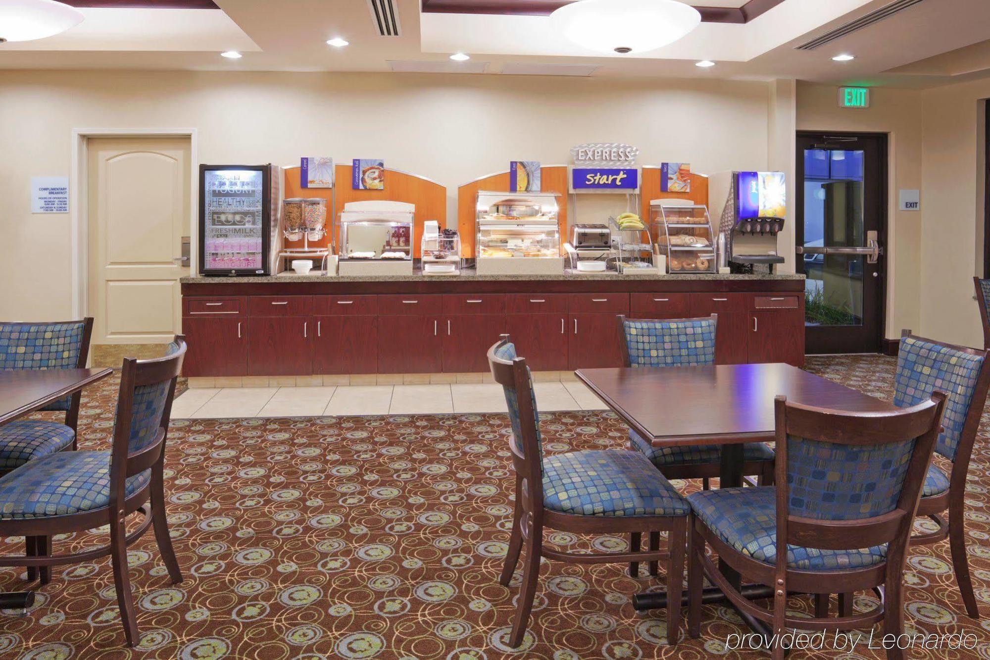 Holiday Inn Express & Suites Clovis Fresno Area By Ihg Zewnętrze zdjęcie