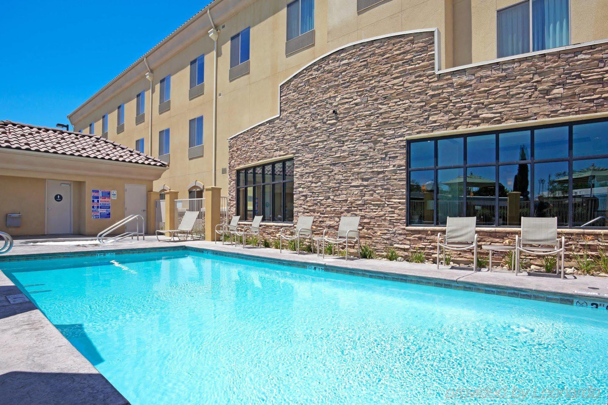 Holiday Inn Express & Suites Clovis Fresno Area By Ihg Zewnętrze zdjęcie