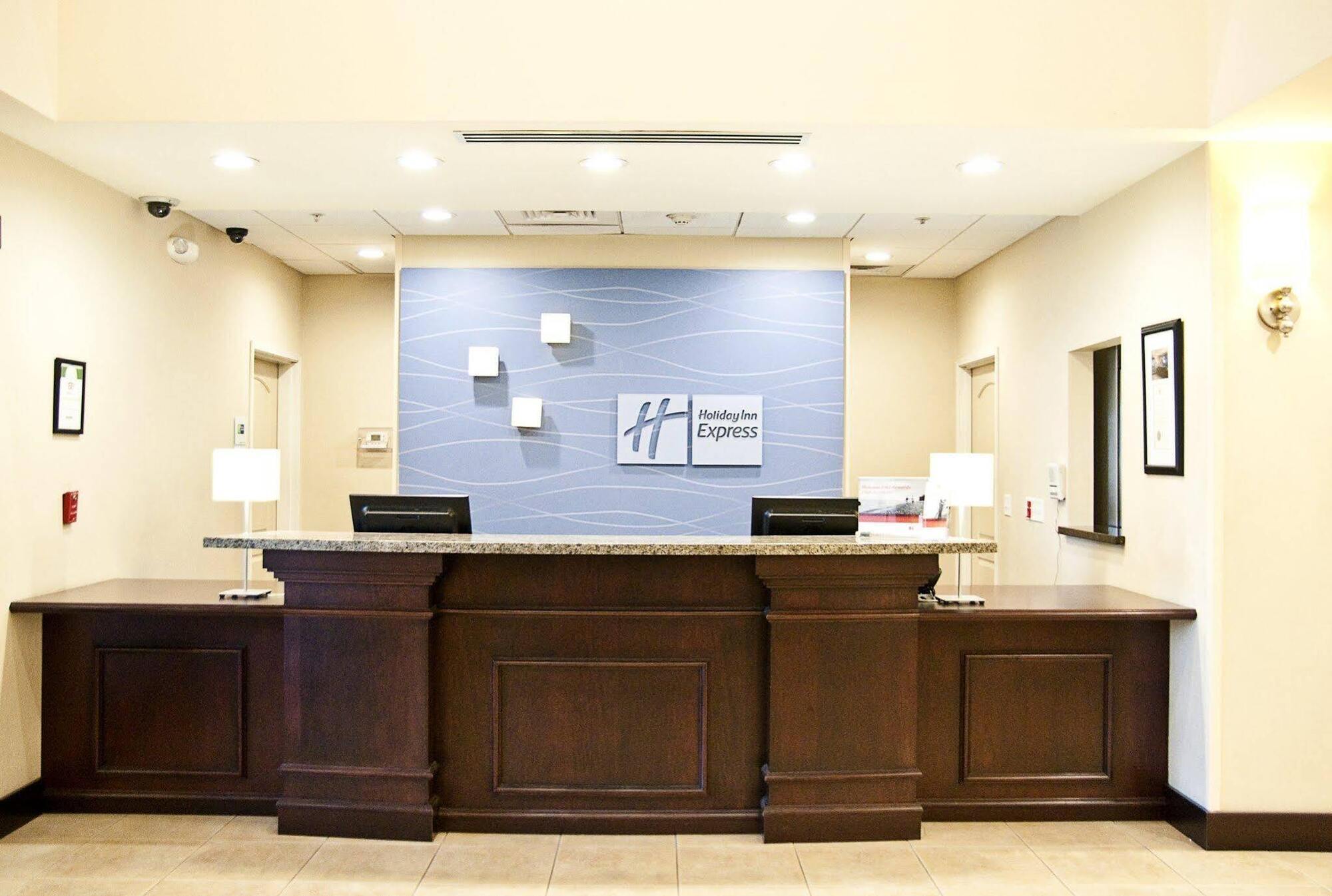 Holiday Inn Express & Suites Clovis Fresno Area By Ihg Zewnętrze zdjęcie