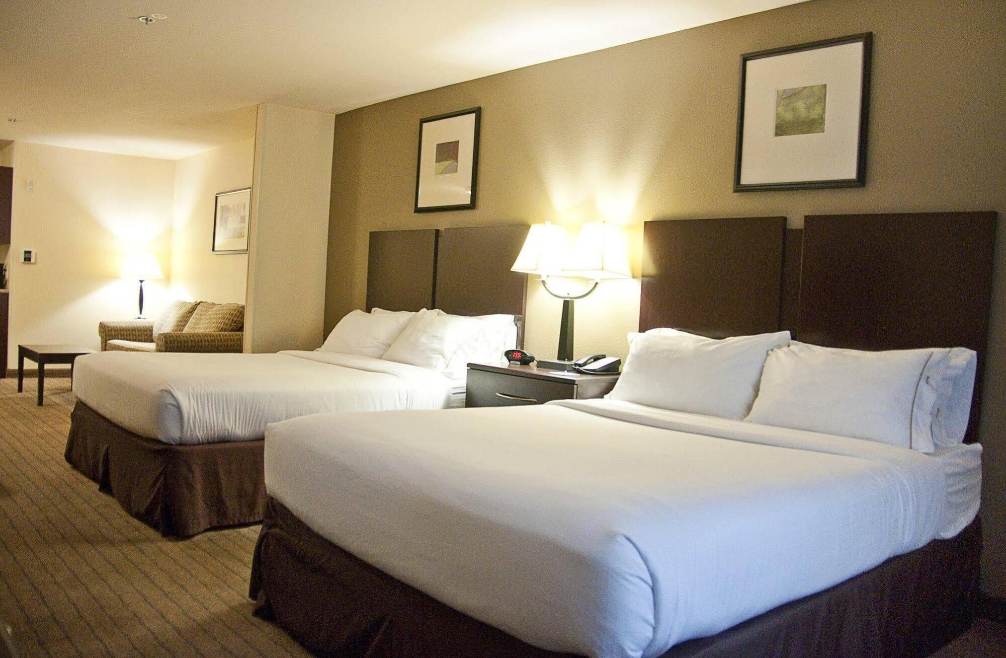 Holiday Inn Express & Suites Clovis Fresno Area By Ihg Zewnętrze zdjęcie